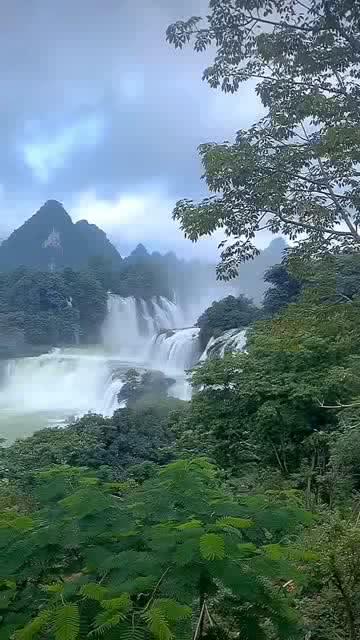 女朋友和她的前任同居过，我该介意吗？